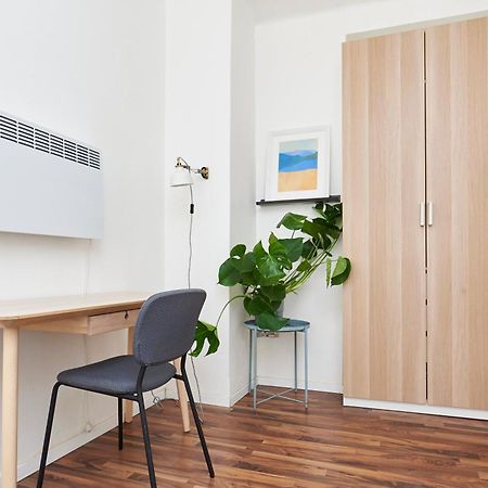 U Home Central Budapest Bagian luar foto